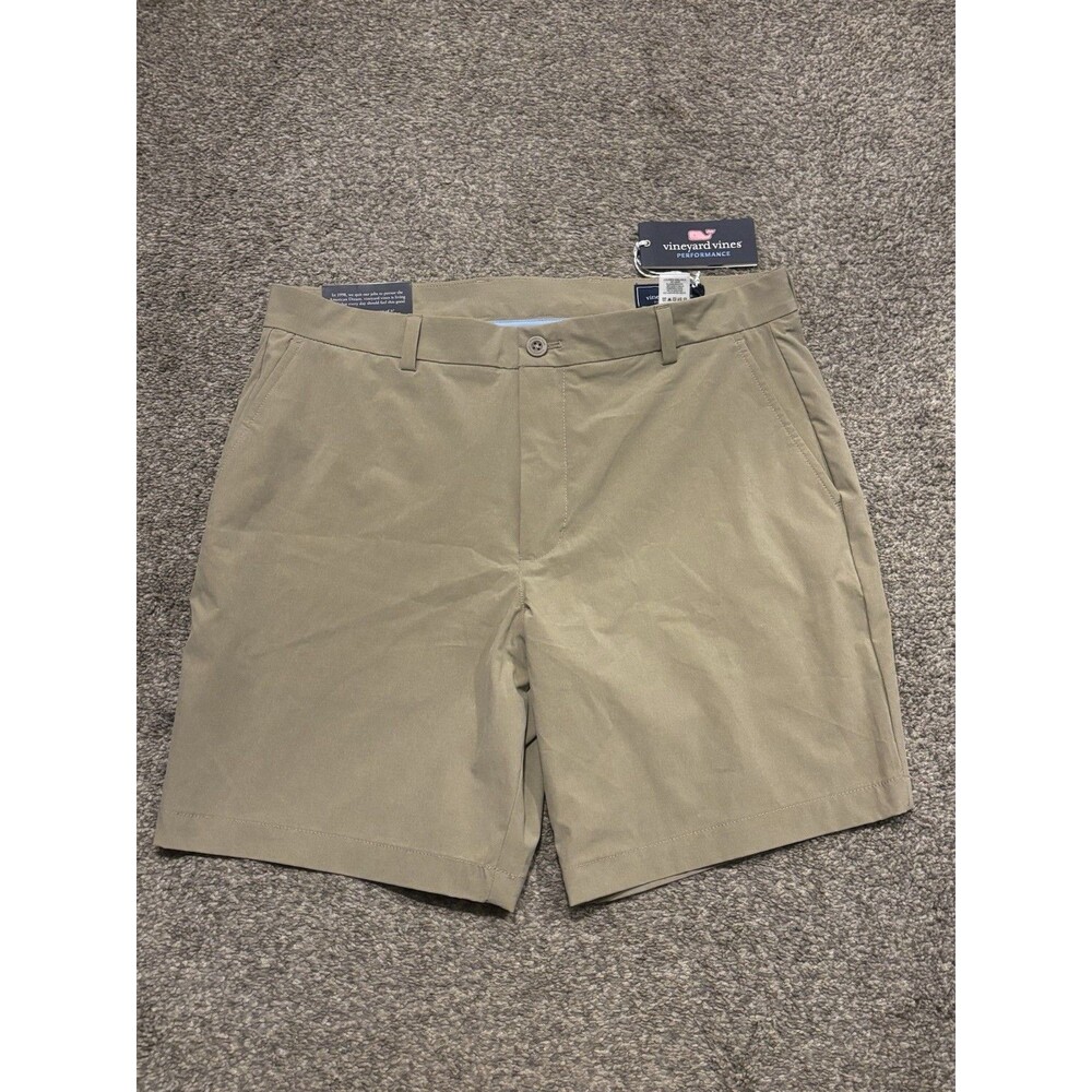 Vineyard Vines 8" Performance Breaker Short Khaki Men 34 NWT